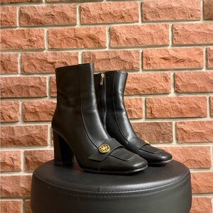 Banana republic Leather Ankle Boots